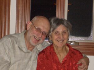 2013, 12, 24, Tuesday 2349~ 55 Saddlewood, Dave & Toni- 01