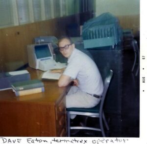 Eaton, Dave~ 1967, 08, L-GH termatrex operator working with Casey Schneider