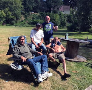 Eaton, Tim~ 2018, 07, in his field with brothers Mark & Kelly & cousin Mike Haskey- 01